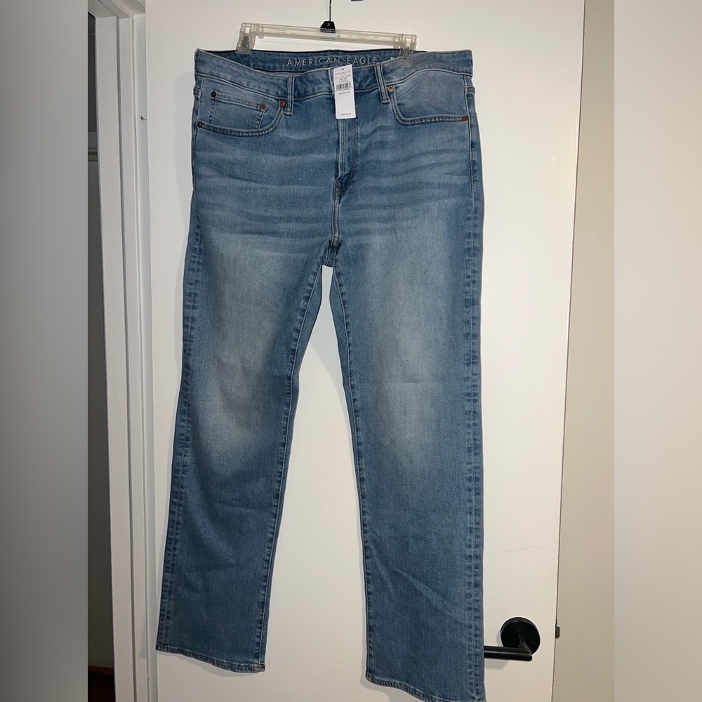 American Eagle Outfitters Men's Light Blue Straight Jeans